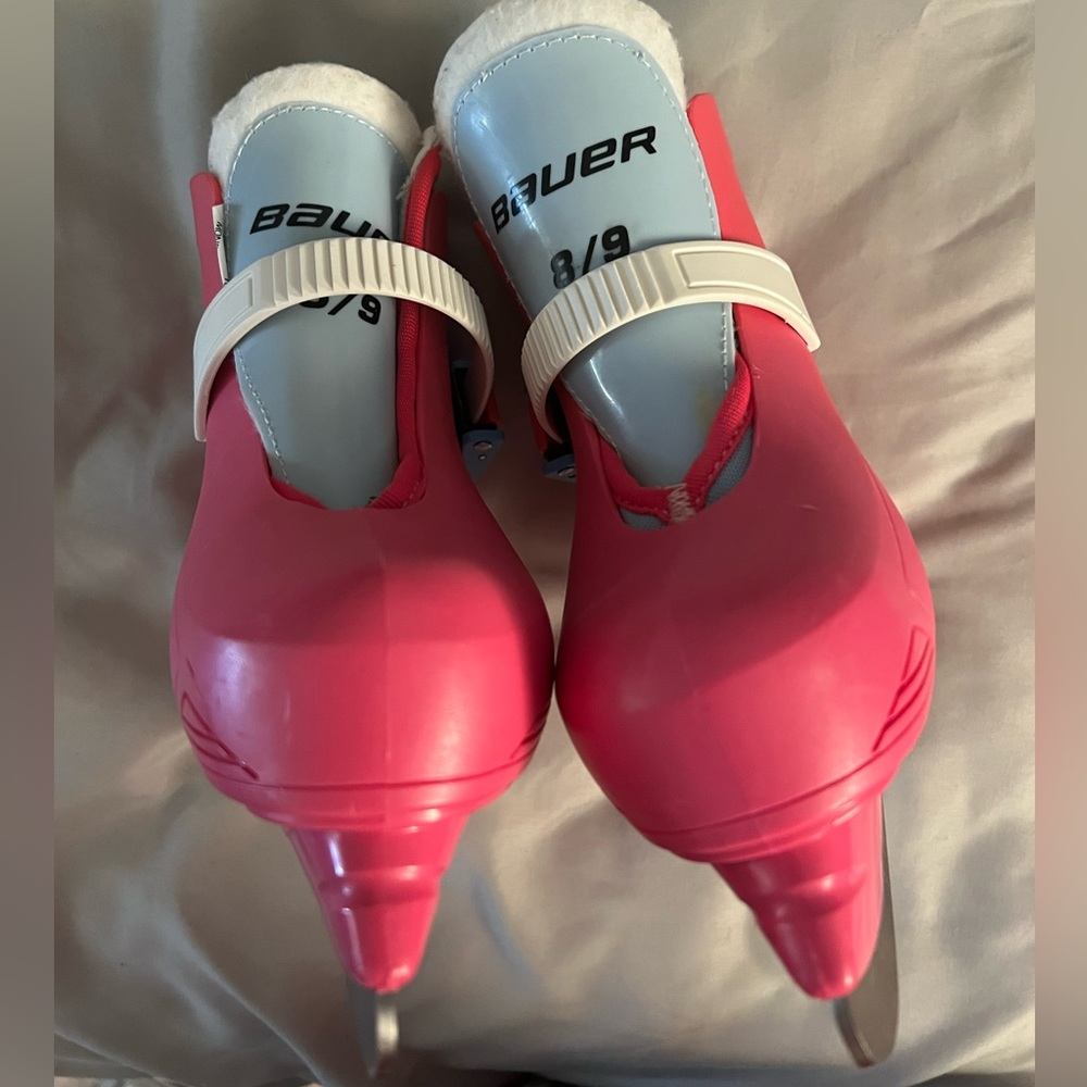 Toddler ice skates